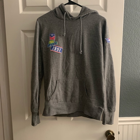 Cotton On Hoodie - Picture 1 of 4